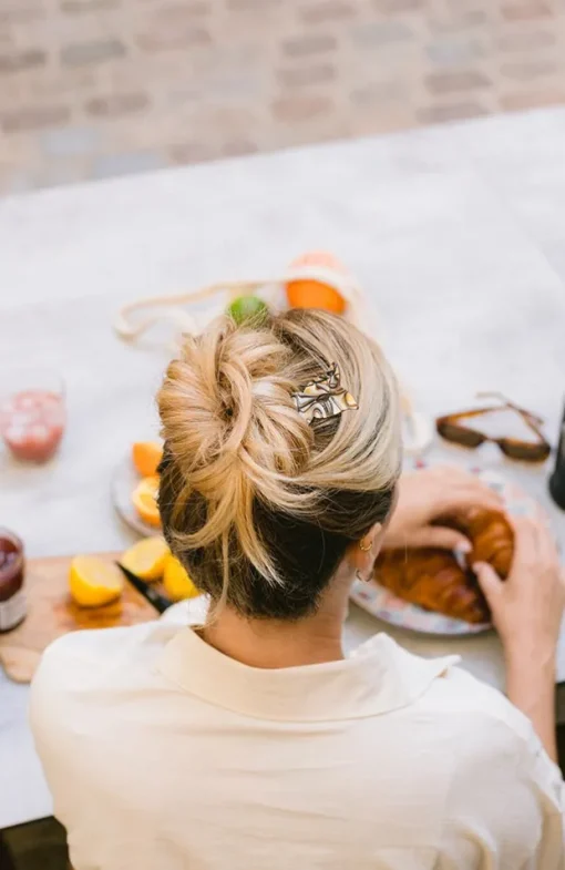 Tulip Chignon - Classic